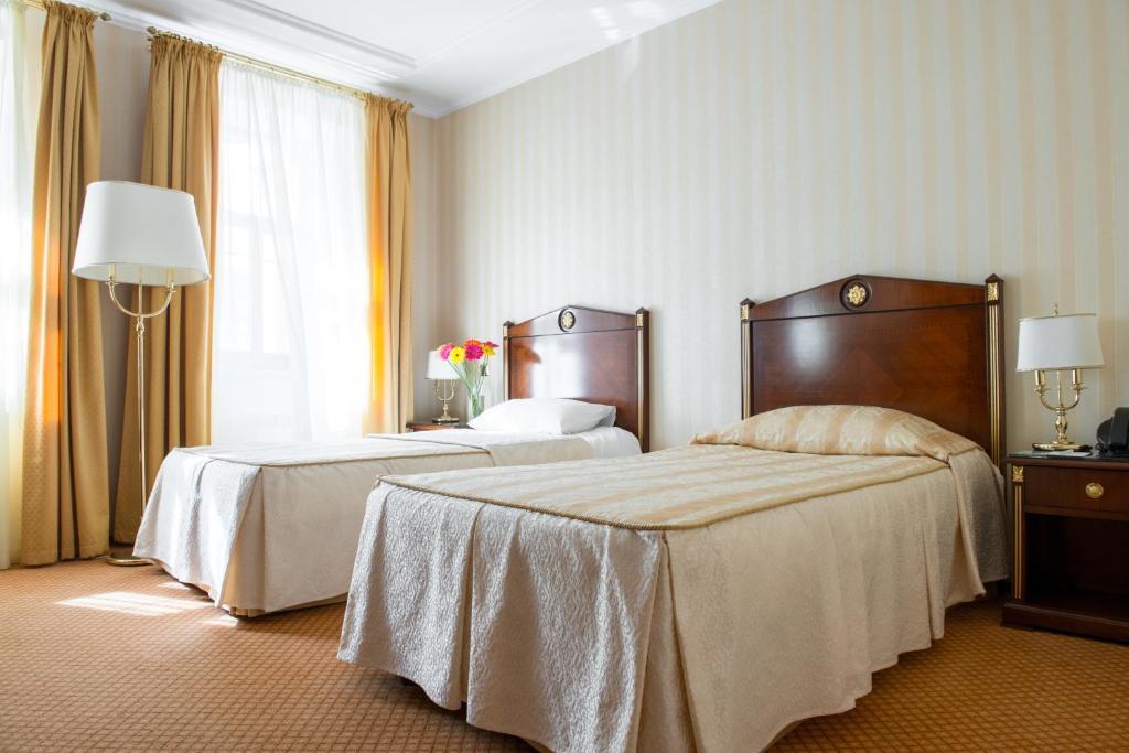 Optima Collection Podil Plaza Hotell Kiev Exteriör bild
